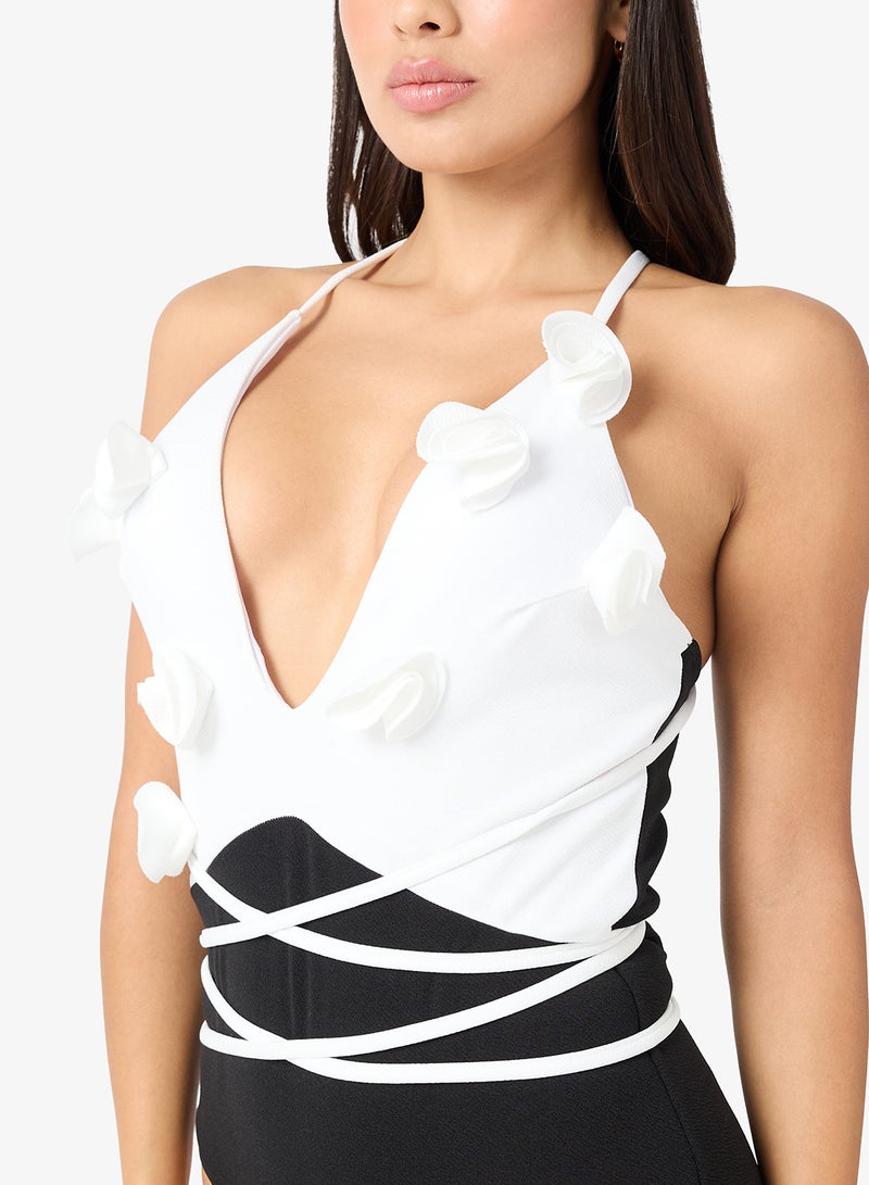 جينجر صدرية سباحة أحادية اللون بياقة هالتر وتفاصيل زهور ثلاثية الأبعاد - Image 3